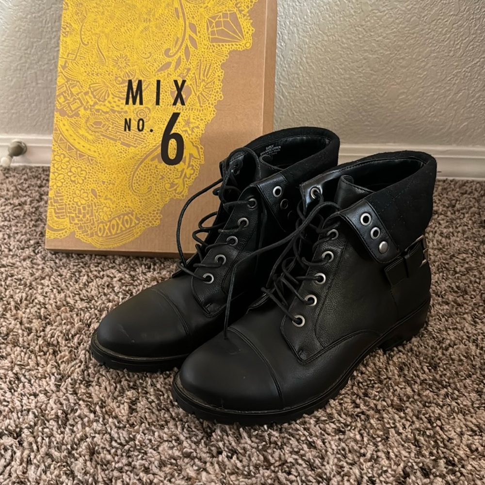 Mix No. 6 black boots